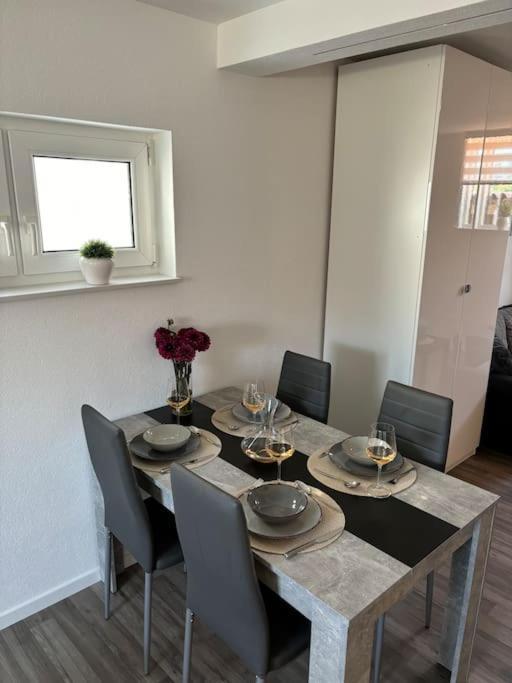 Ferienwohnung In Der Suedpfalz Zeiskam Exterior foto